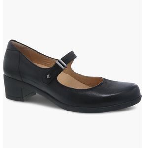 Dansko Callista Mary Jane Pump size 39